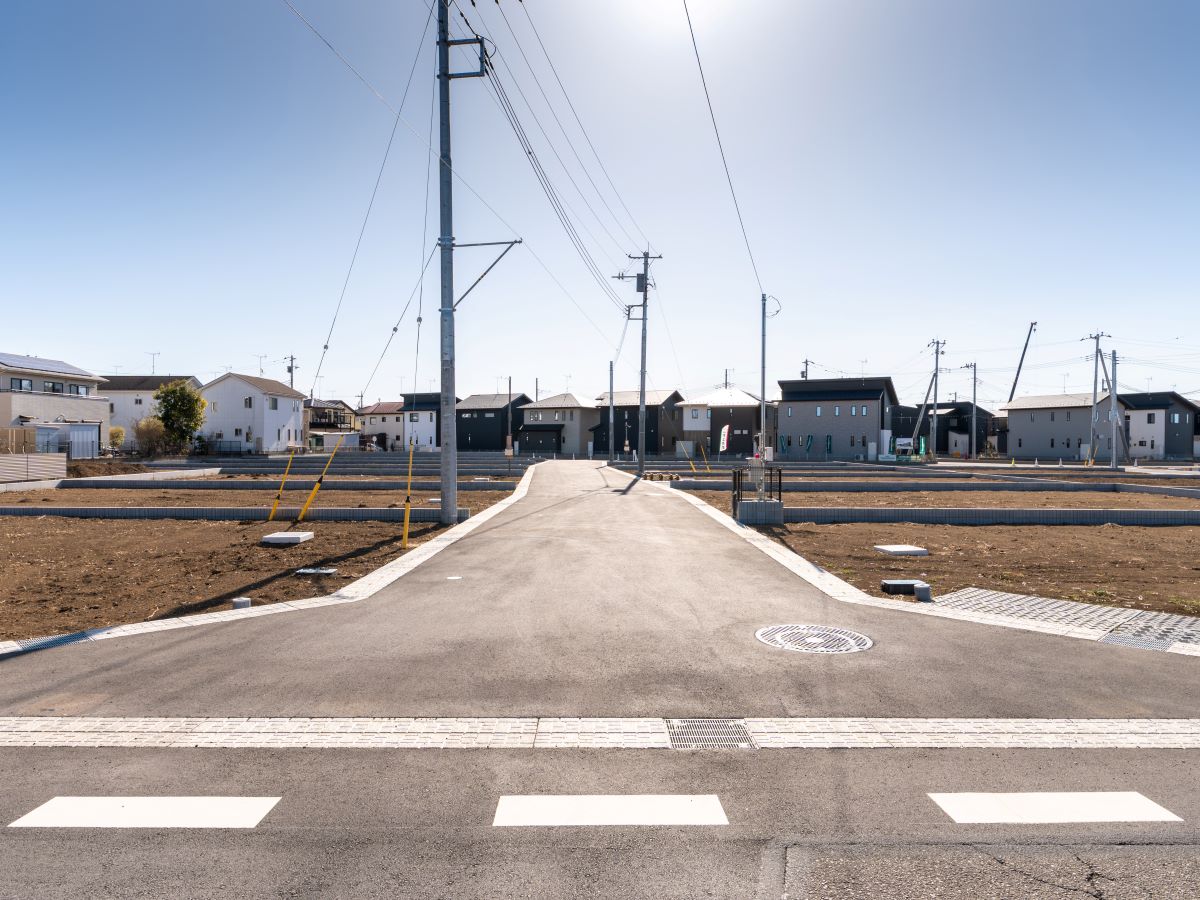 区画1・2・12・13の前面道路　