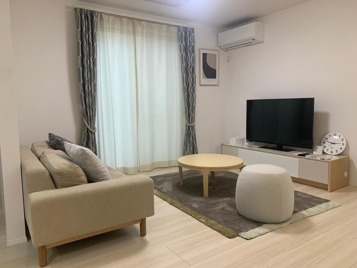 津市垂水分譲住宅Ⅱ モデルハウス 区画番号No.1 一部吹抜のある開放的なリビング
