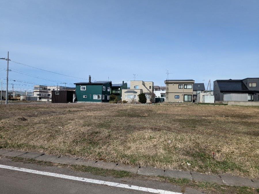 区画4：南西側道路の土地です！　