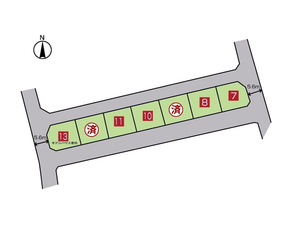 南北道路の解放感のある敷地です。敷地の出入りは分譲地の生活道路からなので、駐車もし易いです。　