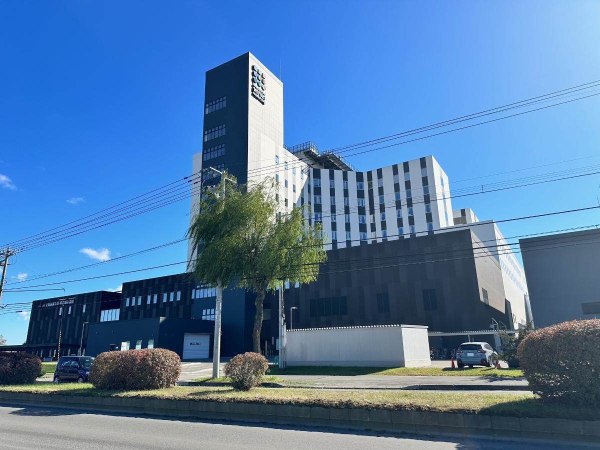 帯広厚生病院まで約650m（徒歩9分）　内科から外科、小児科など幅広い診療科目を扱う総合病院。歩いて行ける距離にあると安心です。