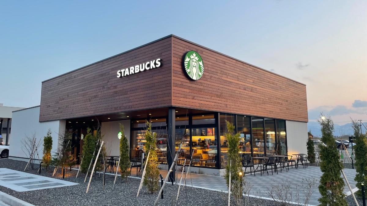 会津若松市神指町 土地 スターバックスコーヒー カインズ会津若松店まで 約200m 営業時間 7:00~23:00。幅広い世代に人気コーヒーチェーン店です。ドライブスルーもあるので気軽に利用することが出来ます。