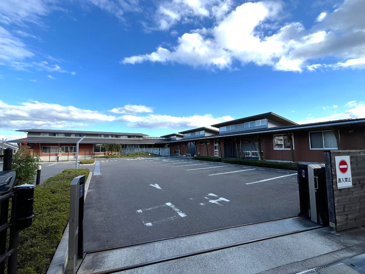 伊達こども園まで約280m(徒歩4分) 2ヵ月児~就学前のお子様を預けることのできる、伊達市認定の私立こども園です。