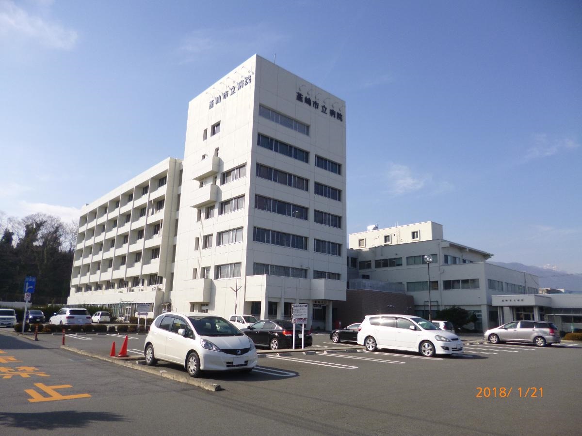 韮崎市立病院まで約750m（徒歩10分／車で約2分）　内科・小児科・外科・整形外科・脳神経外科・眼科・泌尿器科・皮膚科の診療があり、峡北エリアの医療の中核病院となっています。