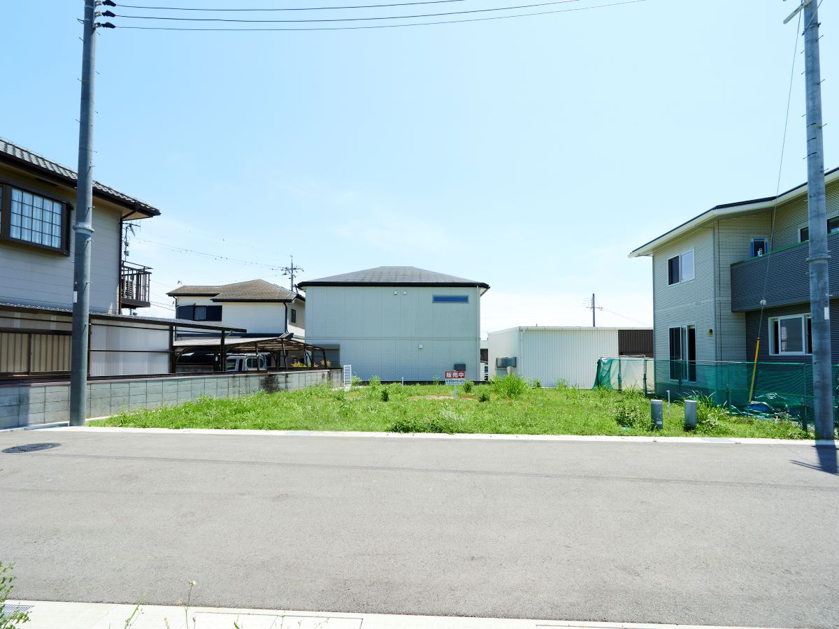 区画9：142.68㎡（43.16坪）安心安全にずっと暮らせる家づくり。現地見学はお気軽にご予約ください！　
