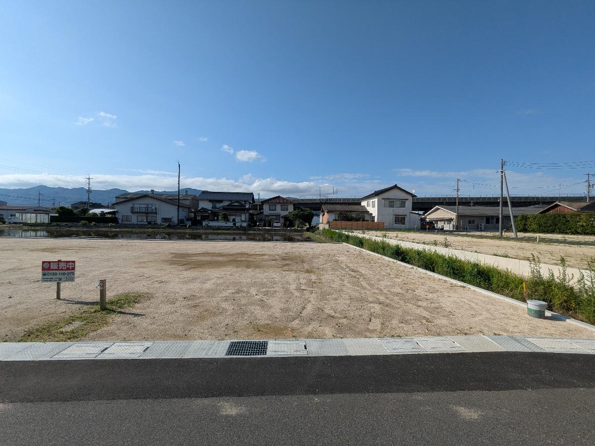 区画4：171.13㎡(51.76坪)　出雲市中心部に位置し、各方面への通勤やお出かけがスムーズな立地です。　
