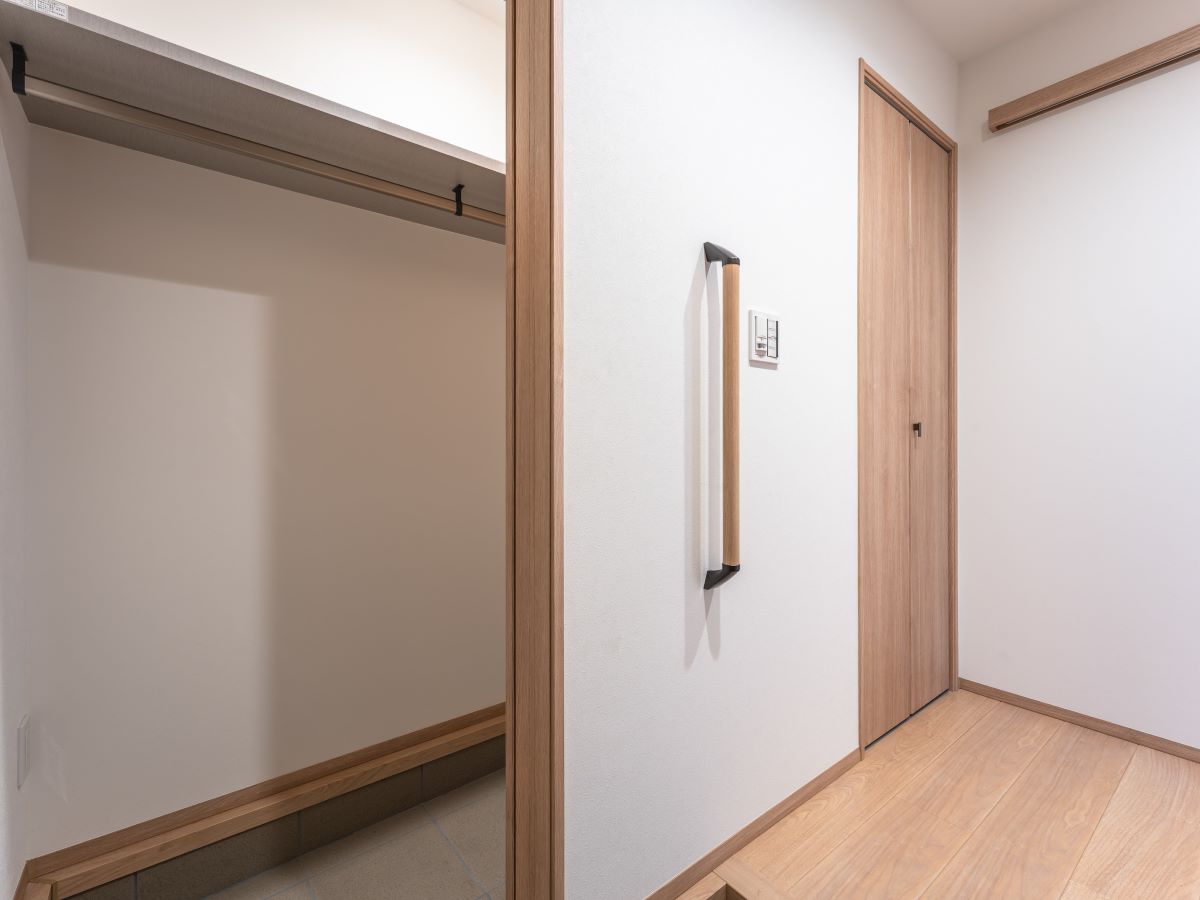 広陵町三吉 モデルハウス 区画番号No.宅地C シューズクロークがあり遊び道具も収納できます！