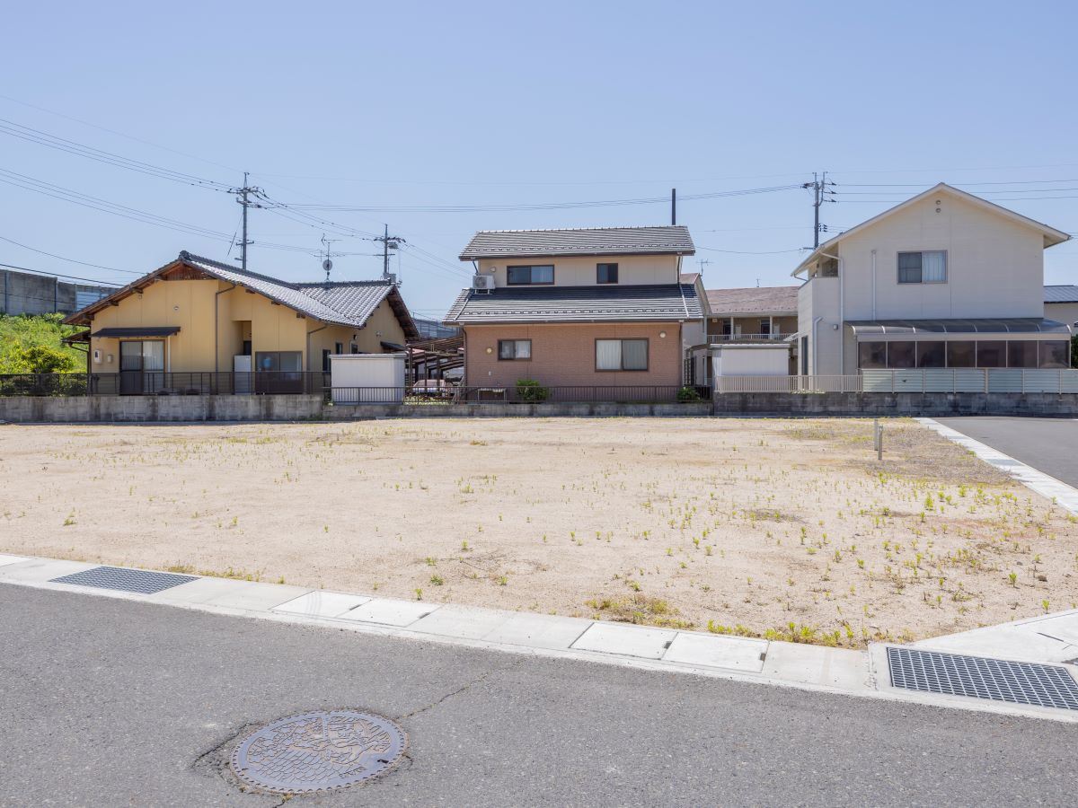区画2：174.28㎡(52.71坪)　日々のお買い物や通院の負担が軽減され、家族で過ごす時間が増えますね！　