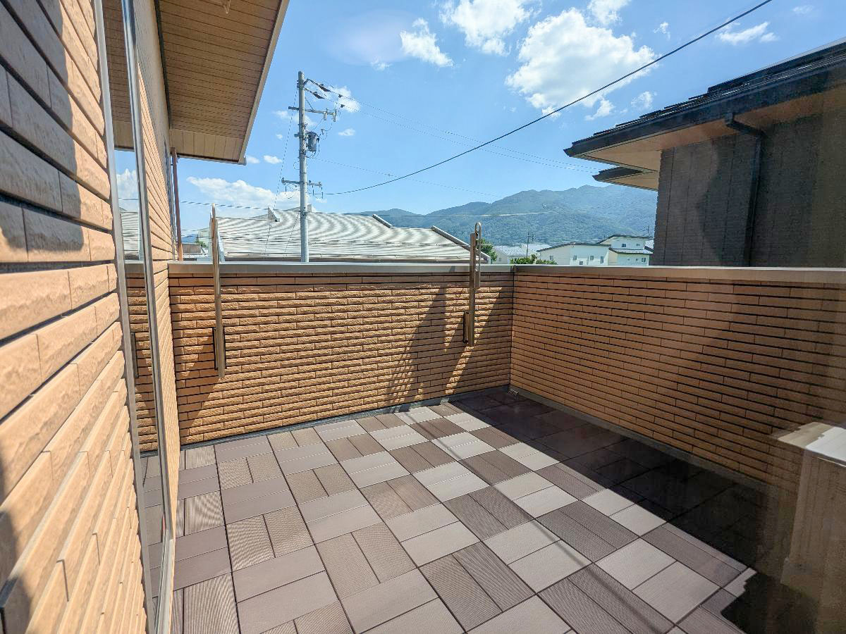 ｉ－ｔｏｗｎ　中洲中金子 モデルハウス 区画番号No.C 主寝室からはバルコニーに出られます！