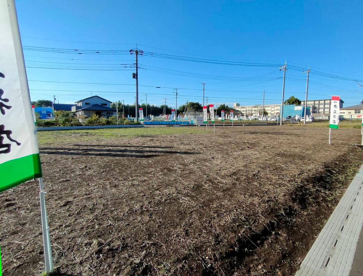 東道路で敷地が明るい！敷地を活かし、夢のマイホームを建築してみませんか？　