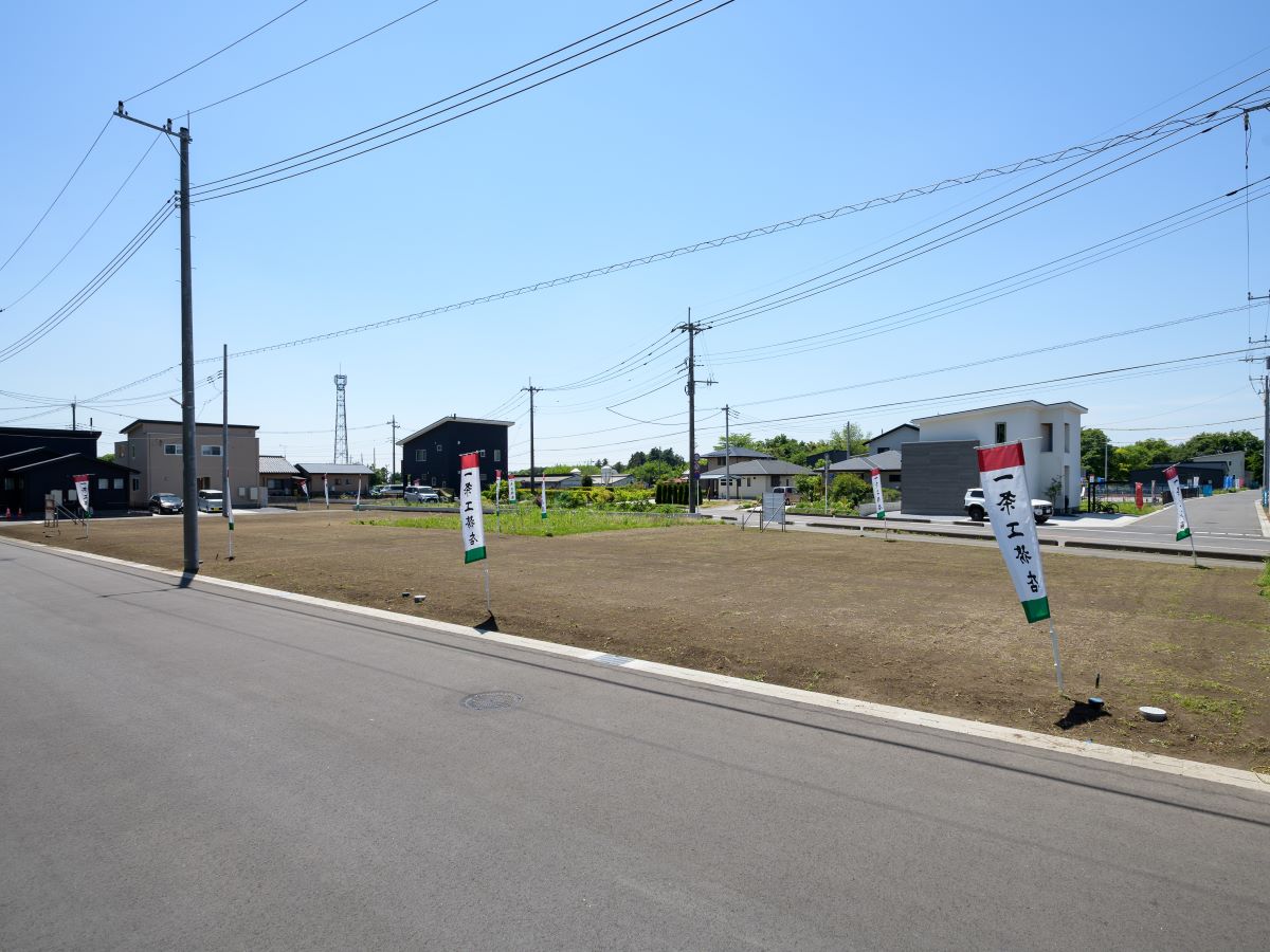 分譲地東側エリアの街並みです。新しいコミュニティが広がりそうですね♪　