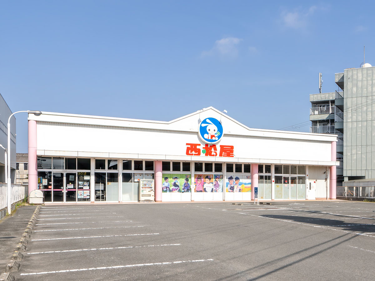 西松屋　和歌山次郎丸店まで約2.5km～3.2km（徒歩32分～40分／車で約10分）　ベビー用品専門店が車で約10分と子育て世帯にも大変便利な立地です！