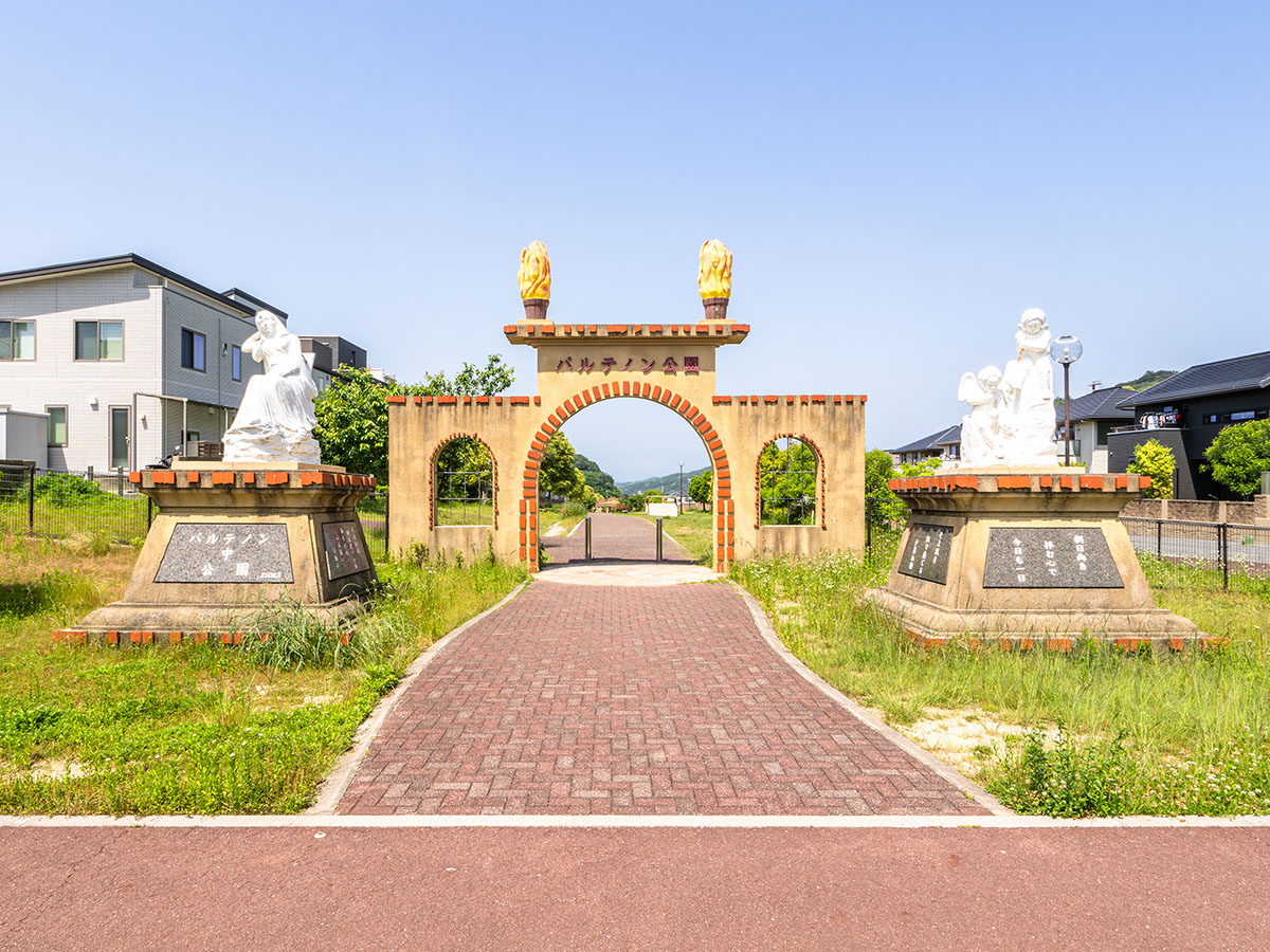 パルテノン公園まで約50m～600m（徒歩1分～8分）　分譲地内に大型公園も完備！子育て環境にも最適です！