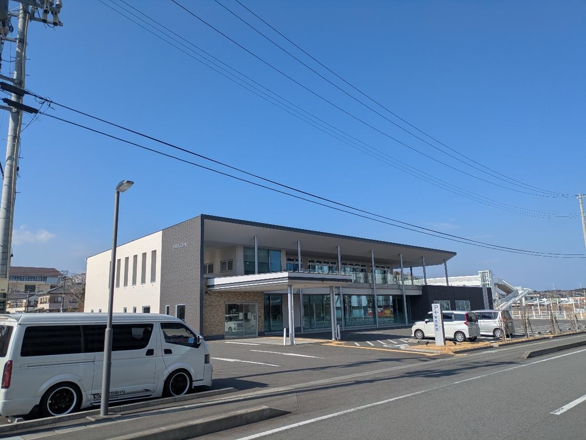 馬場医院まで約500m（徒歩7分）　広野薬局併設。【営業時間】月～金：8:00～12:00、14:00～18:00　土：8:00～12:00　日祝定休