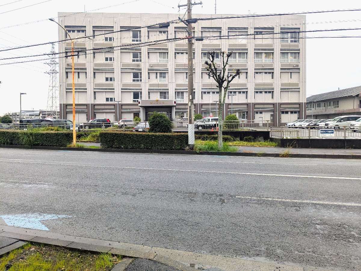 清水警察署まで約610m（徒歩8分／車で約3分）　警察署が近くにあると、非常時にとても心強いですよね。