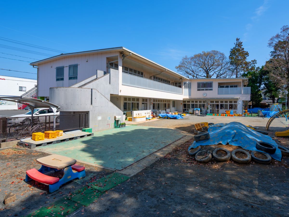 飯田南こども園まで約630m～720m（徒歩8分～9分）　送り迎えに近くて便利。徒歩でお話ししながらの通園もできます。お子様とのコミュニケーションやお話しもふくらみますね。