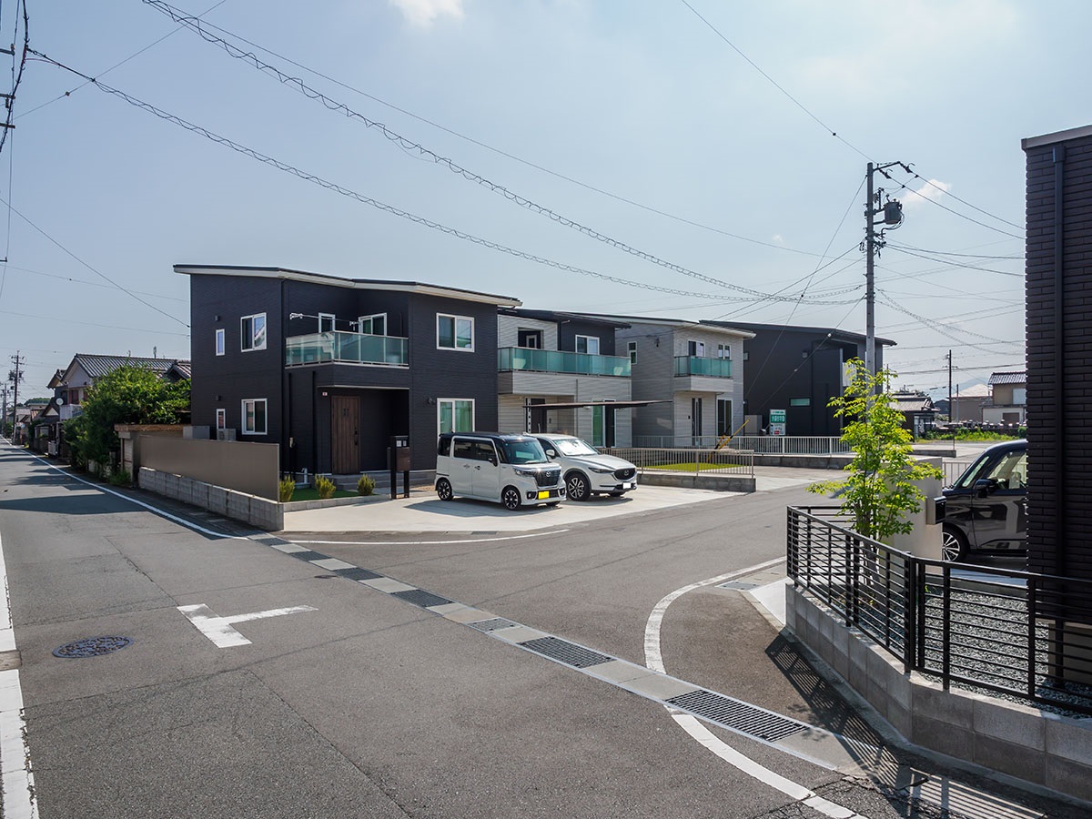 北西道路から撮影した街並みです。