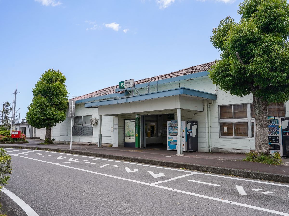 JR東金線　東金駅まで約550m～600m（徒歩7分～8分）　通勤だけでなく、お子さんが大きくなったら、通学やお出かけにも利用しやすい施設で嬉しいですね♪