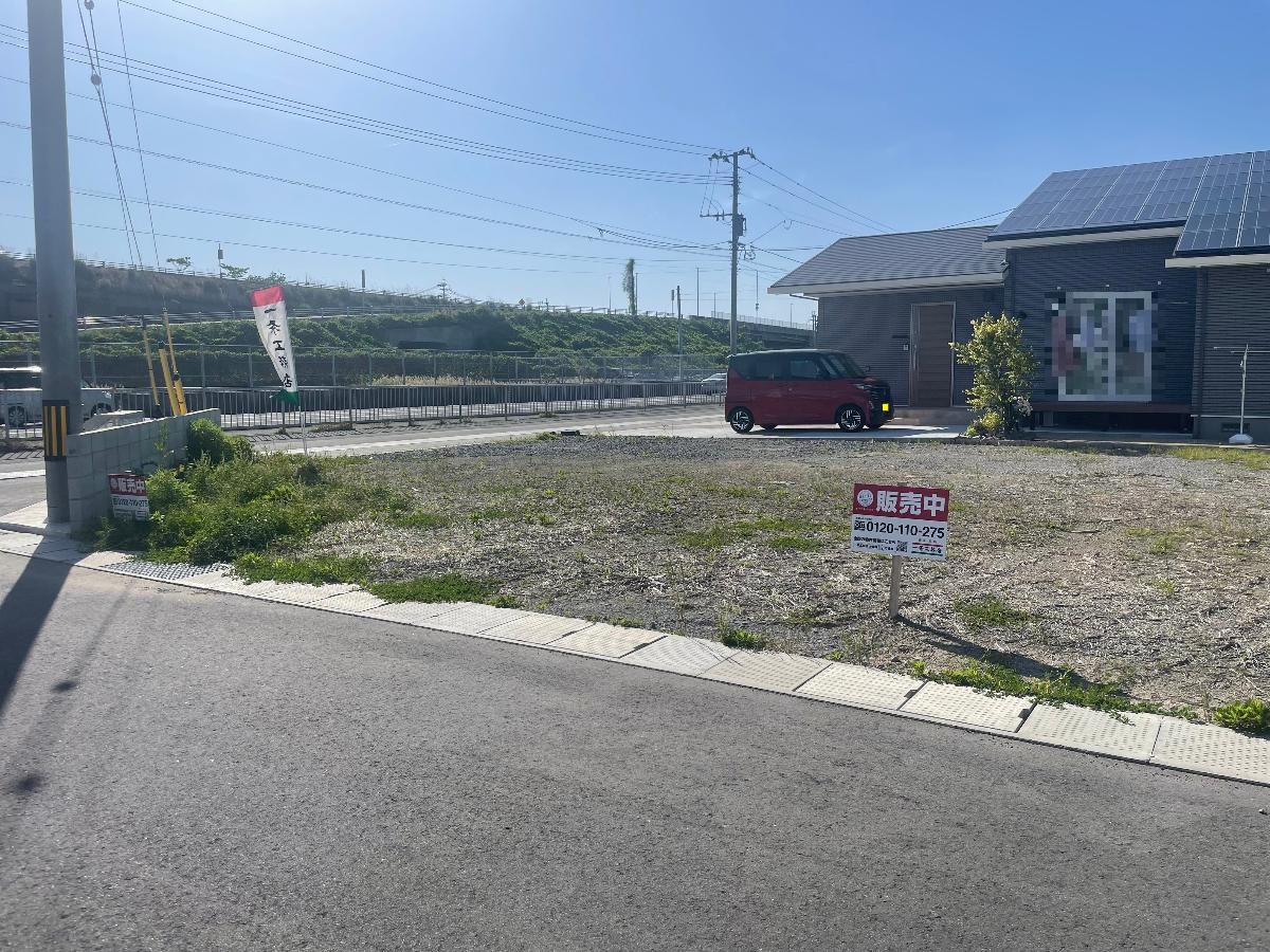 西側の宅地になります。　