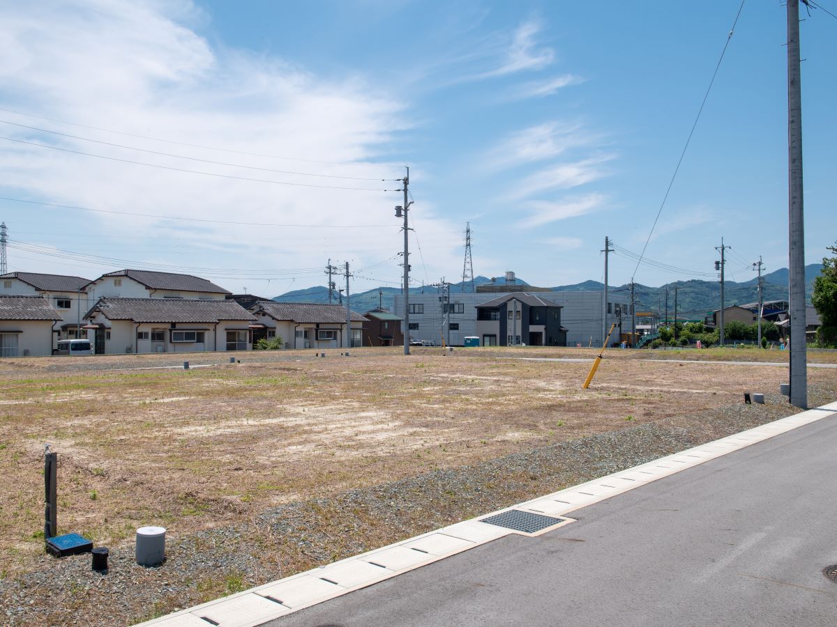 区画3、4　豊かな自然に囲まれながらのびのびと生活ができます！　