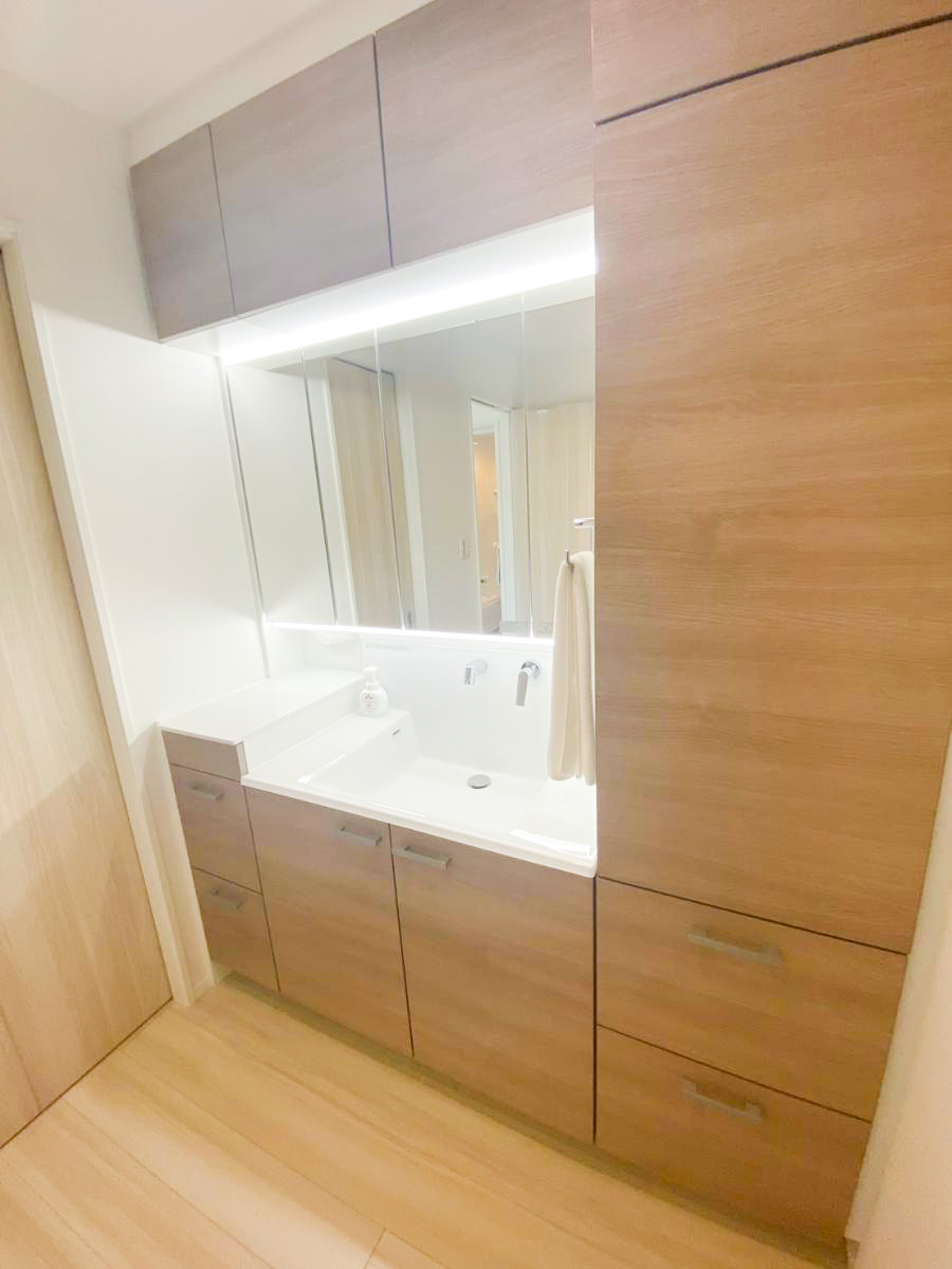 横須賀市粟田宿泊体験棟 モデルハウス 区画番号No.1 洗面台
