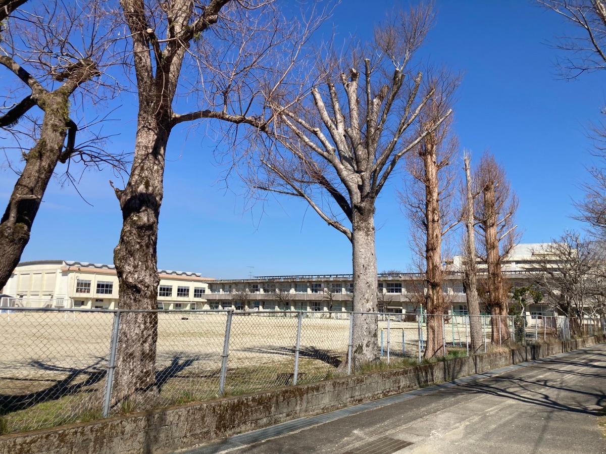 イイコトテラス都城下長飯 土地 都城市立姫城中学校まで約1.6km（徒歩20分）　お子さまの成長が著しいのが中学時代ですね。部活動に励んだり、勉強をがんばったり、大人になる第一歩を学ぶ場所です。