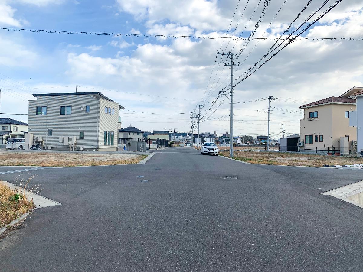 いわき市平幕ノ内　２期 土地 9街区　西側道路・10街区　東側道路　