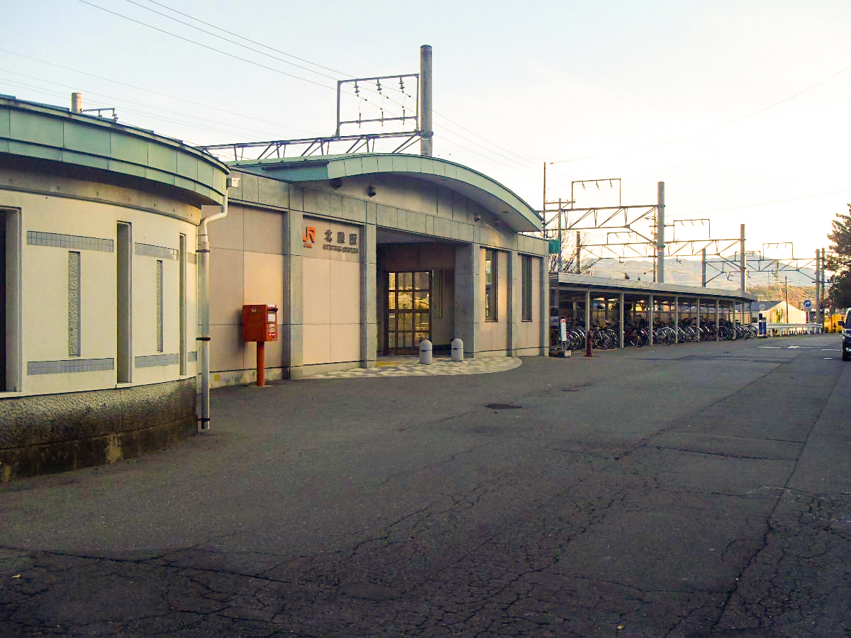 Ｉ－ｔｏｗｎ　大泉 モデルハウス JR飯田線北殿駅まで約1.7km（徒歩22分／車で約4分）　通学やお出かけにも利用しやすい距離です。