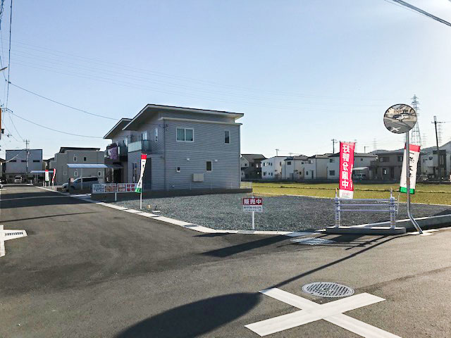 アイタウン姫路市継 土地
