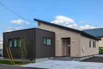 ニュータウンせせらぎ分譲展示場(完全予約制)