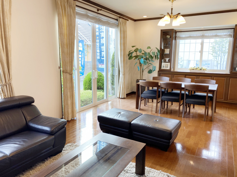 リビングダイニング