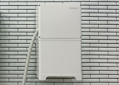 安全性の高い「リン酸鉄電池」を採用